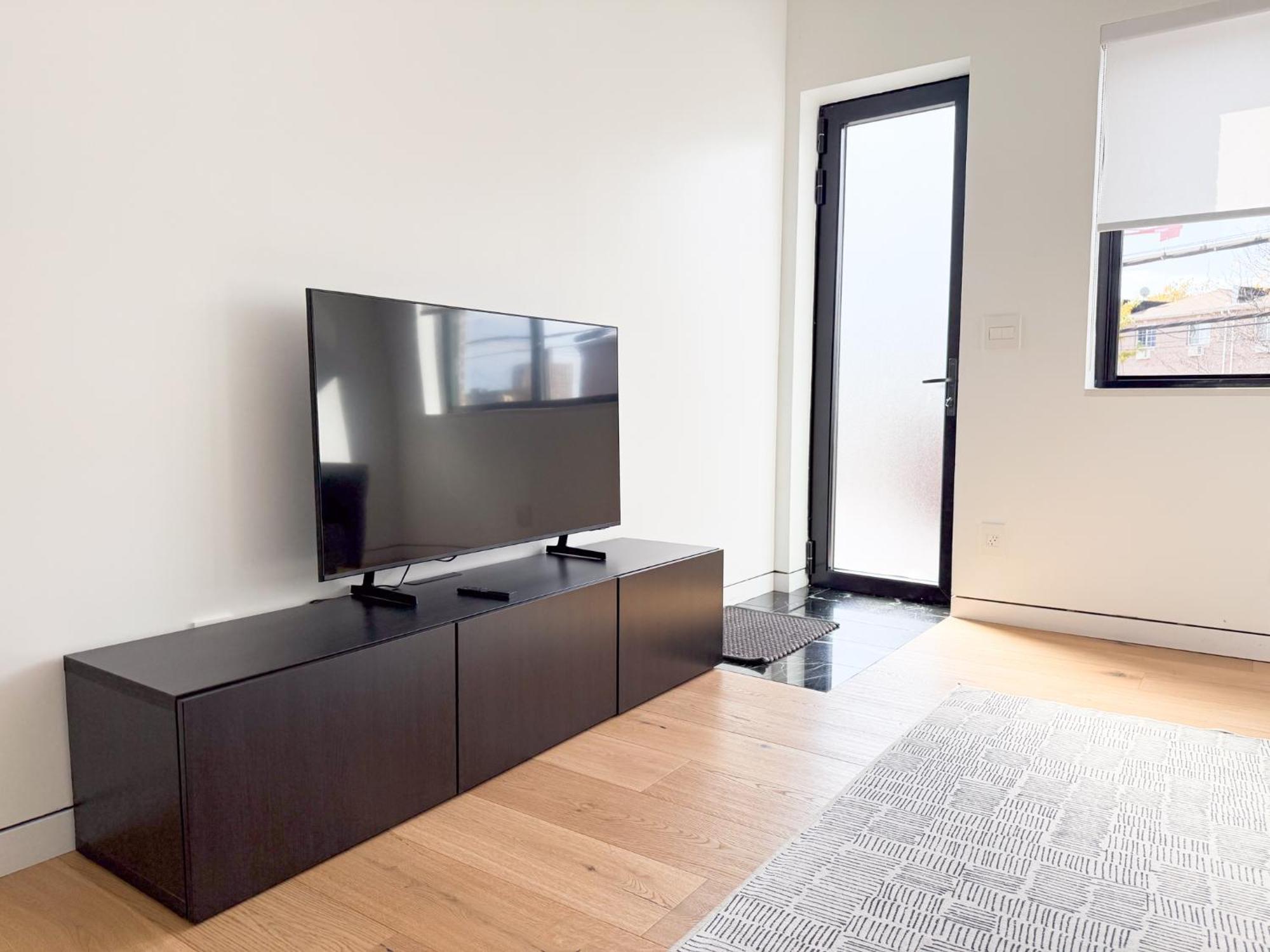 New Ample And Cozy One Bedroom Apt In Brooklyn At Rem-Casa นิวยอร์ก ภายนอก รูปภาพ